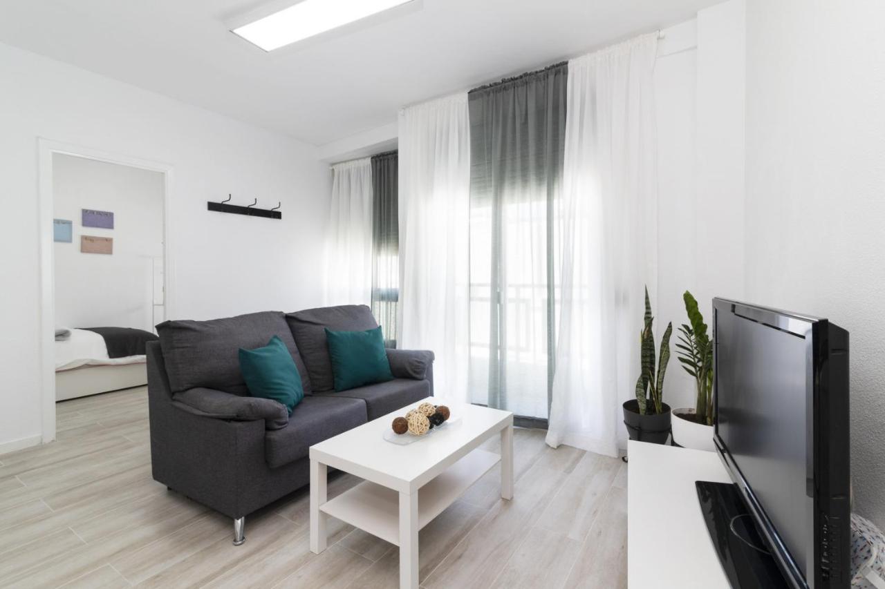 Homeforguest Amplio Apartamento En El Centro De Santa Cruz Dış mekan fotoğraf