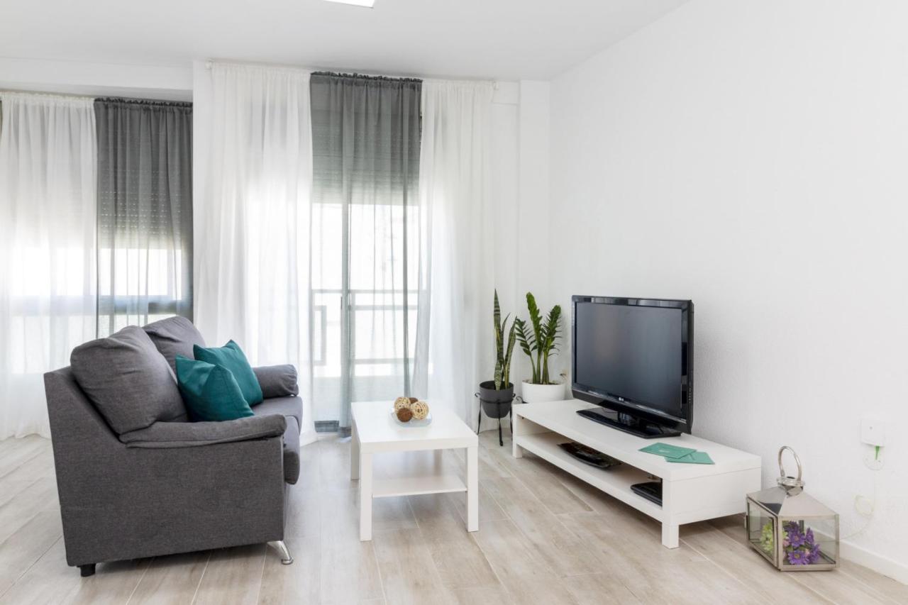 Homeforguest Amplio Apartamento En El Centro De Santa Cruz Dış mekan fotoğraf